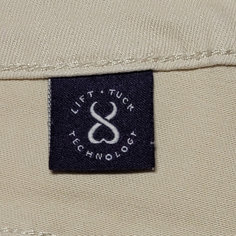 NYDJ Ariel Crop Size 10 Lift Tuck Technology Capri Cream Color - Picture 4 of 13